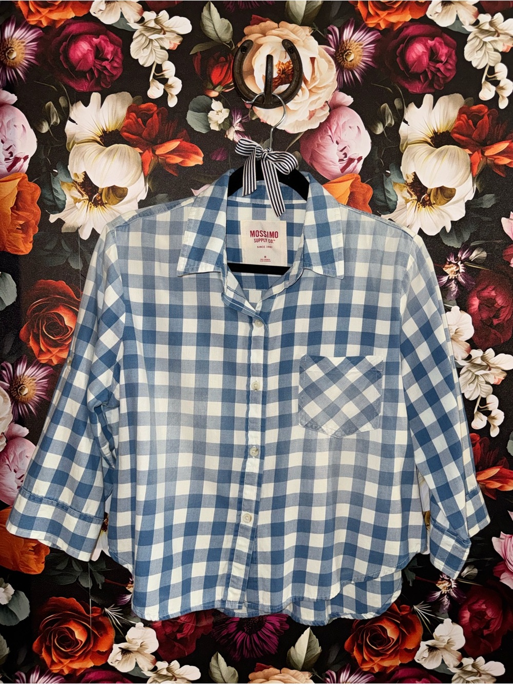 Mossimo Supply Co. Cropped Light Blue and White Gingham Button-Up Shirt, Medium